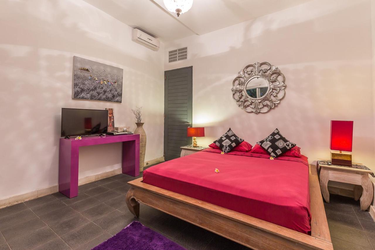 Villa Purple Legian  Exterior photo